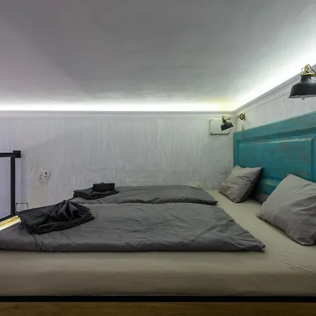 Wtb - Welcome To Apartment *