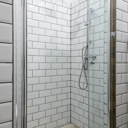 Wtb - Welcome To 아파트 *