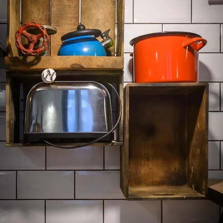 Wtb - Welcome To 아파트