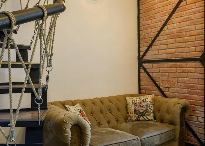 Wtb - Welcome To بودابست